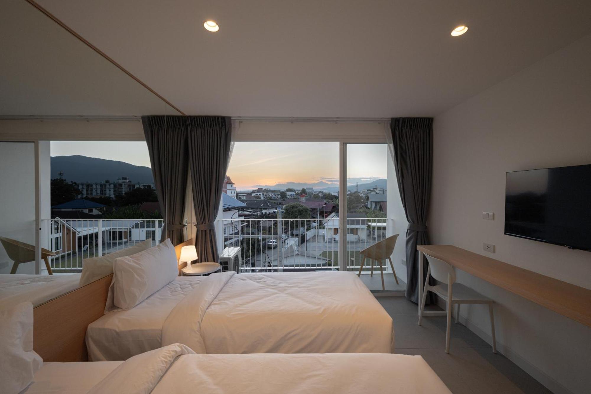צ'יאנג מאי Lis Hotel Chiangmai מראה חיצוני תמונה